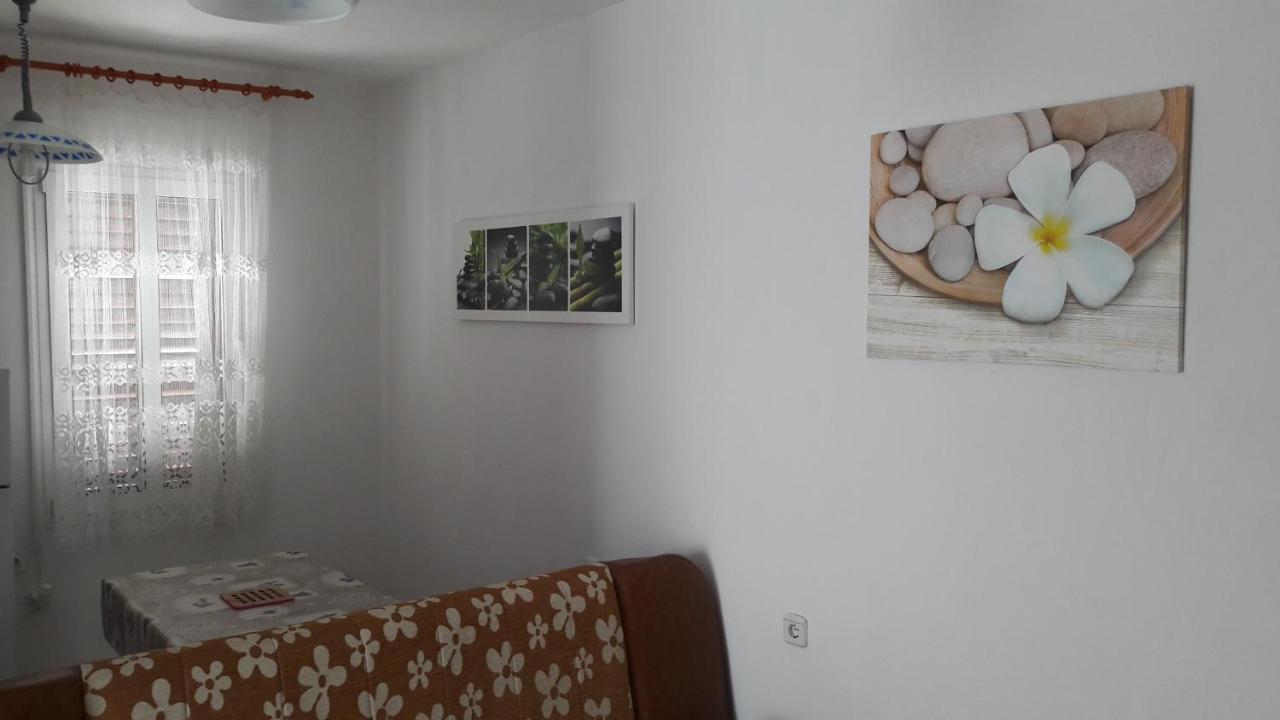 D&D Apartments Pag Town Extérieur photo